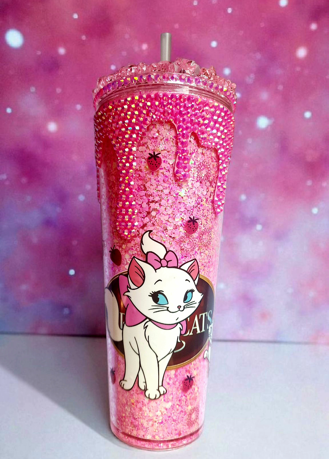 🐾pink glitter Marie no-globe tumbler🐾